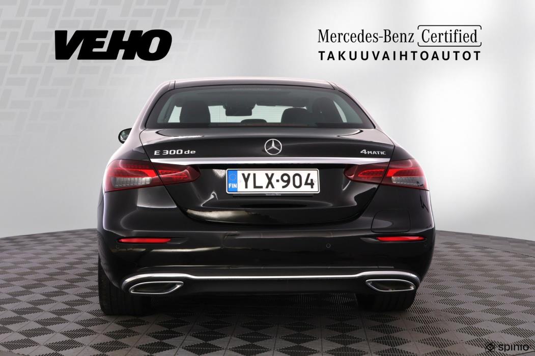 MERCEDES-BENZ E 2023