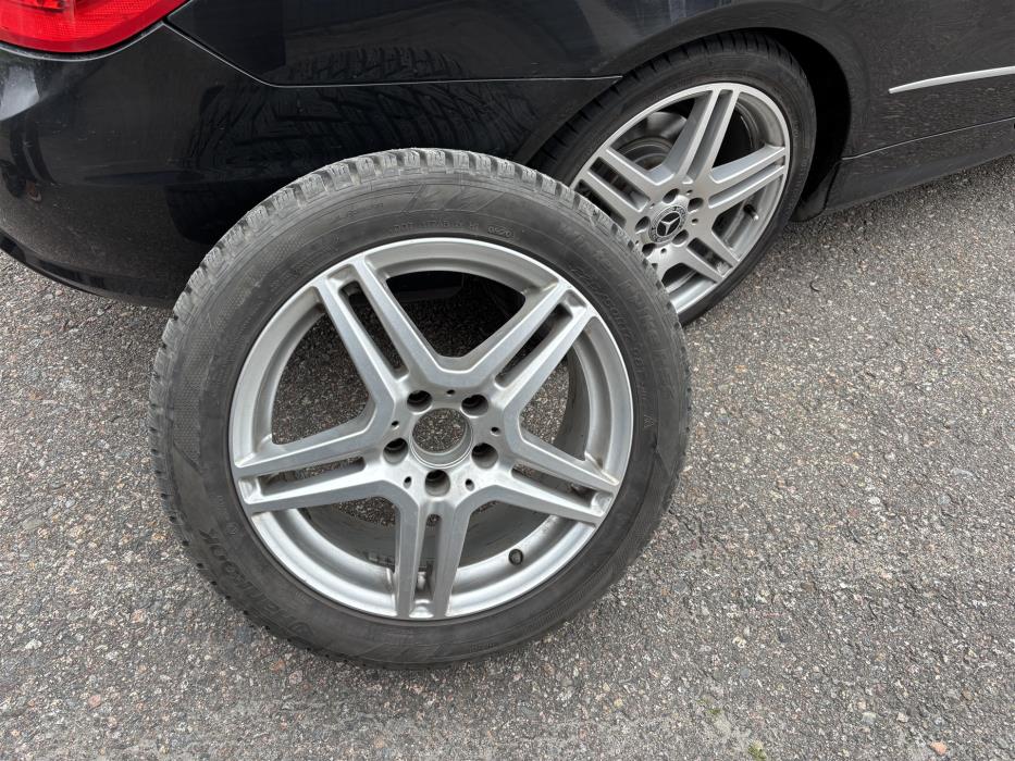 Mercedes-Benz E 2012
