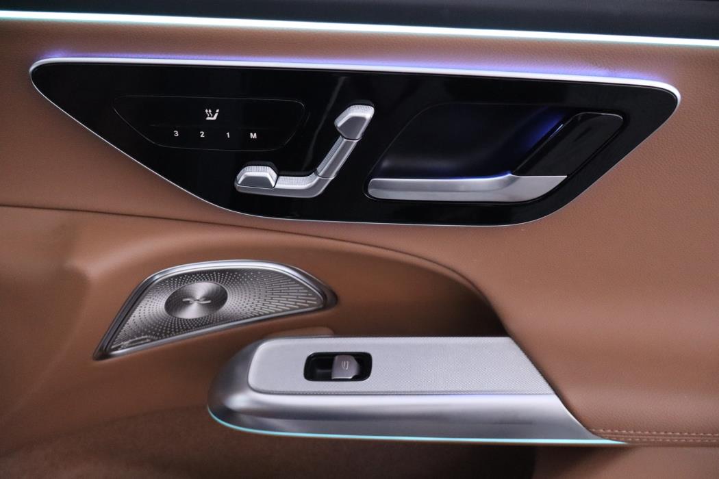 Mercedes-Benz E 2024