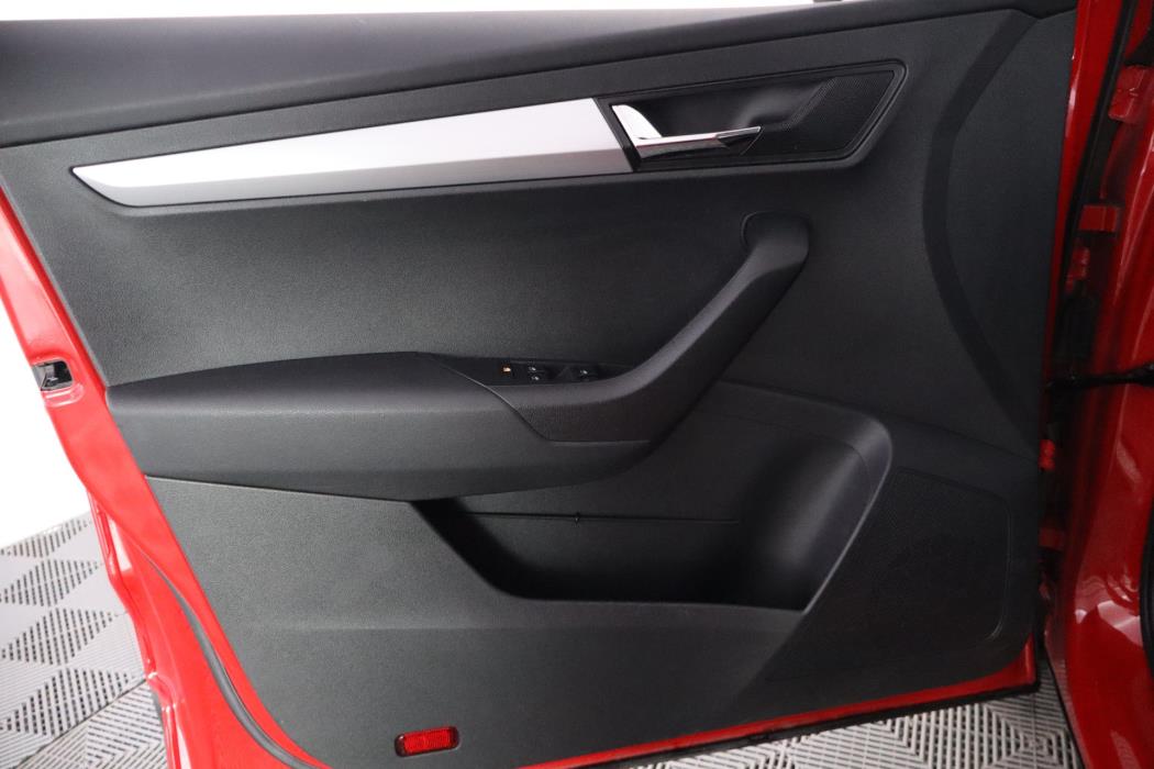 SKODA Karoq 2019