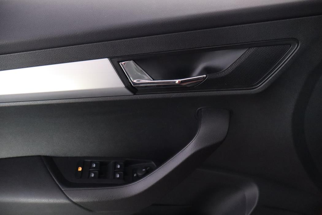SKODA Karoq 2019