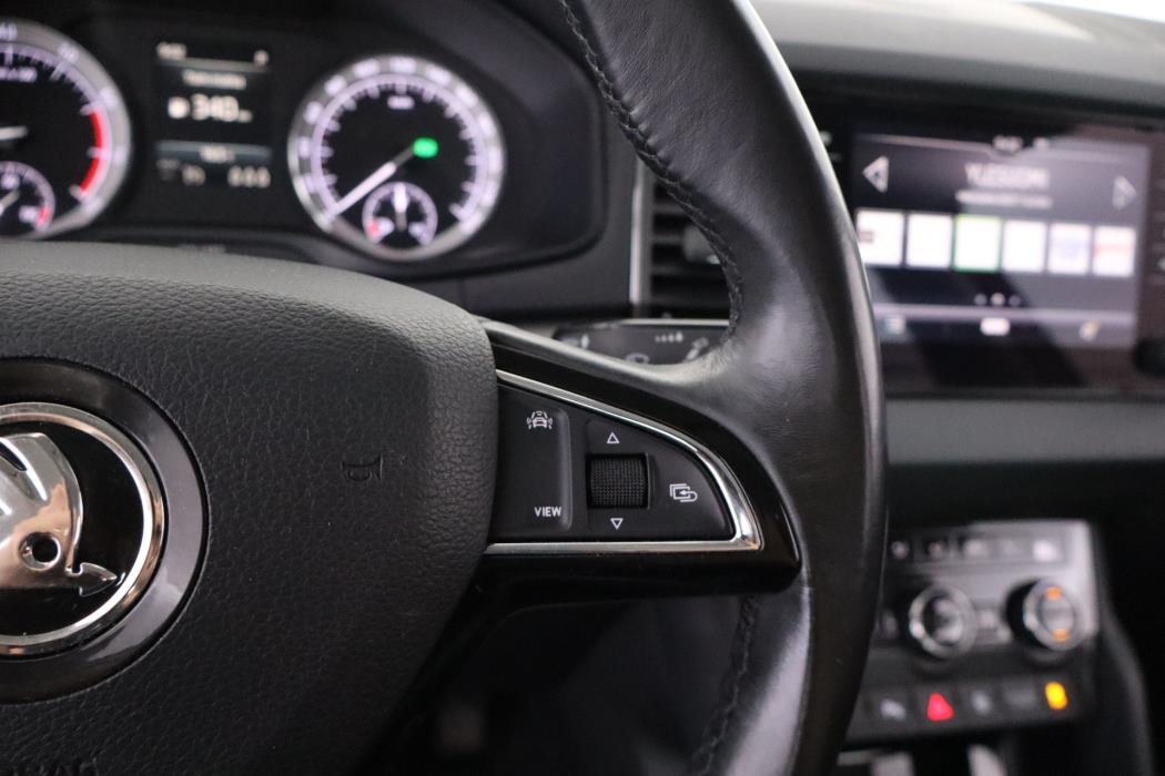 SKODA Karoq 2019