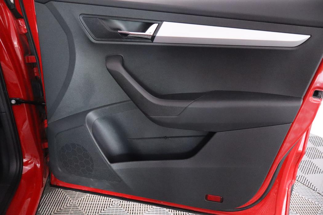 SKODA Karoq 2019