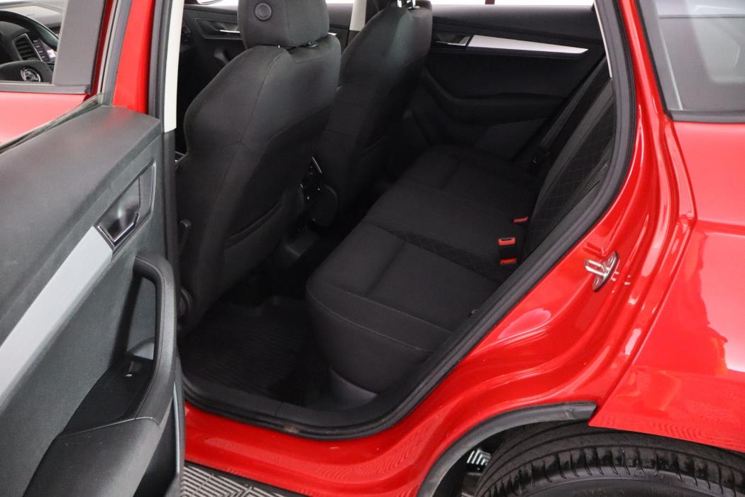 SKODA Karoq 2019