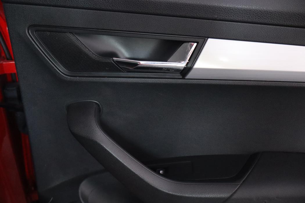 SKODA Karoq 2019