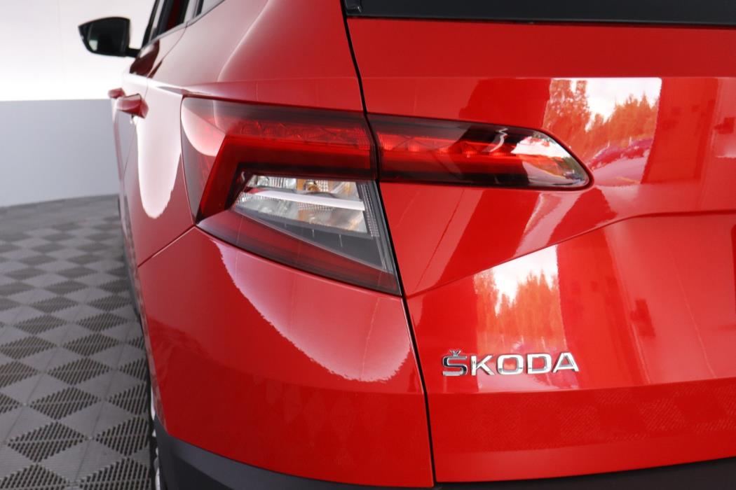 SKODA Karoq 2019