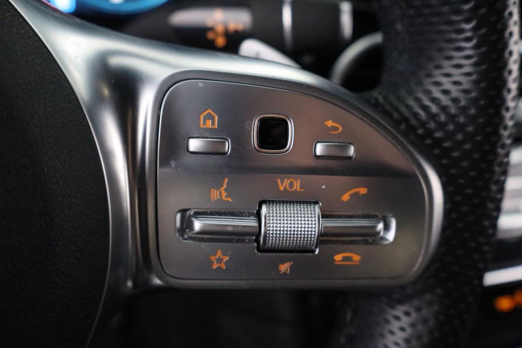 MERCEDES-BENZ GLC 2020