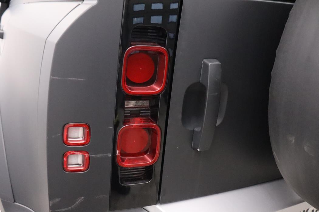 LAND ROVER Defender 2020