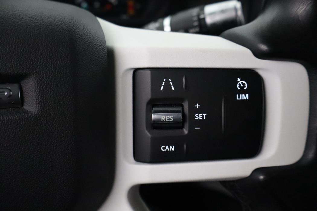 LAND ROVER Defender 2020