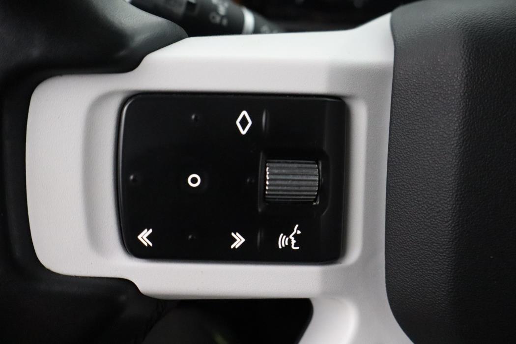 LAND ROVER Defender 2020