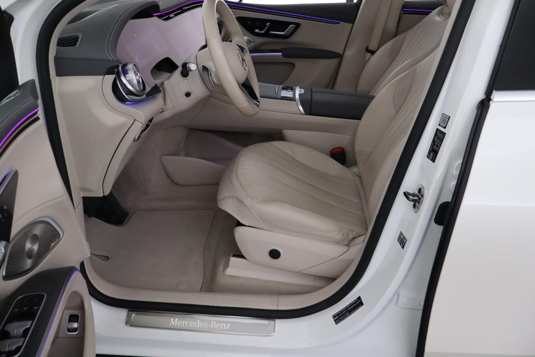 MERCEDES-BENZ EQS SUV 2023
