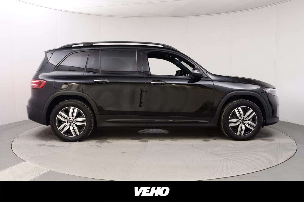 Mercedes-Benz EQB 2025