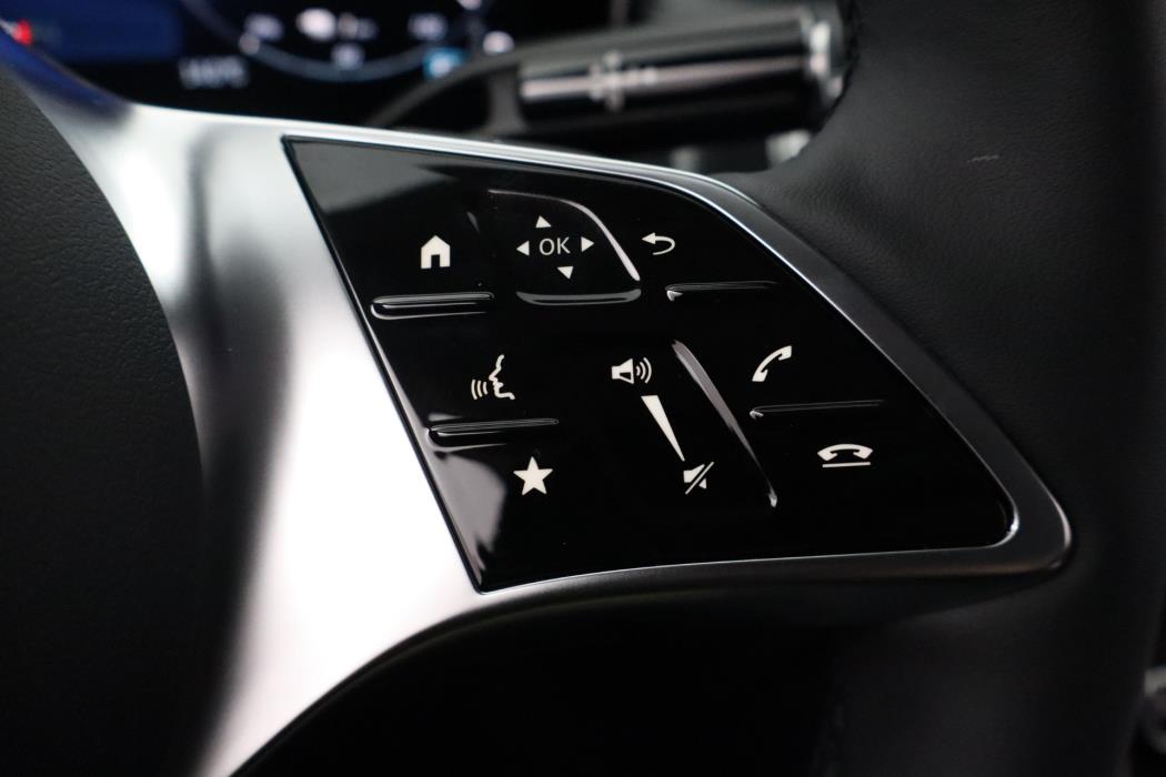 Mercedes-Benz GLC 2025