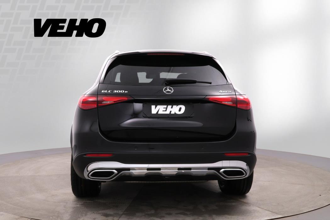 Mercedes-Benz GLC 2025