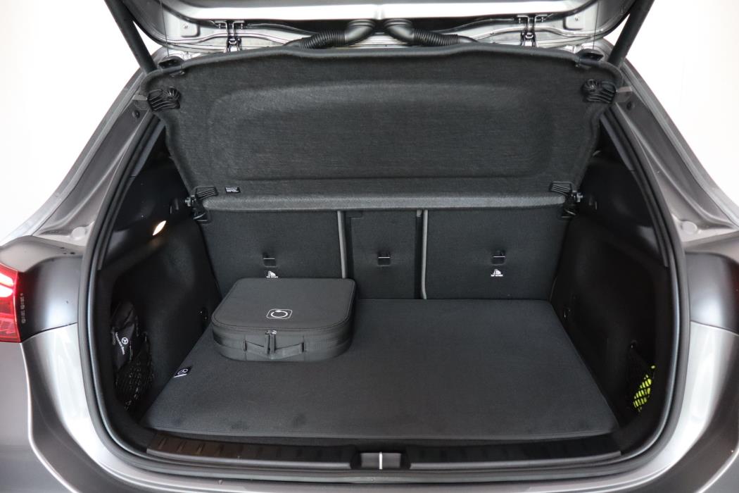 Mercedes-Benz EQA 2025