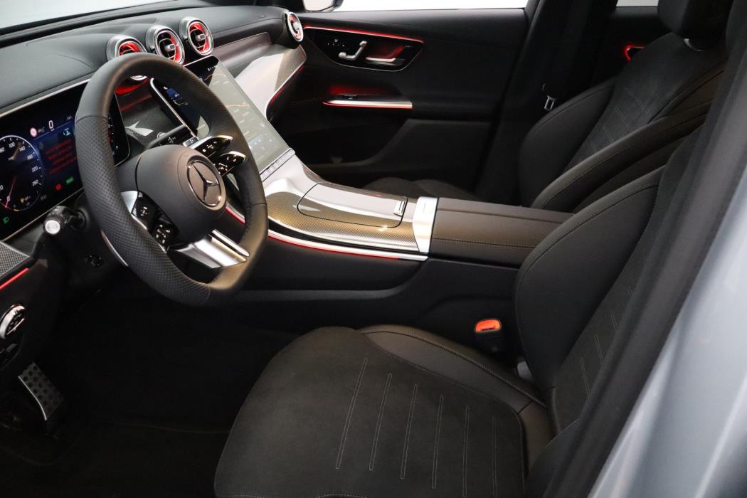 Mercedes-Benz GLC 2025