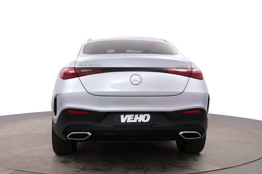 Mercedes-Benz GLC 2025