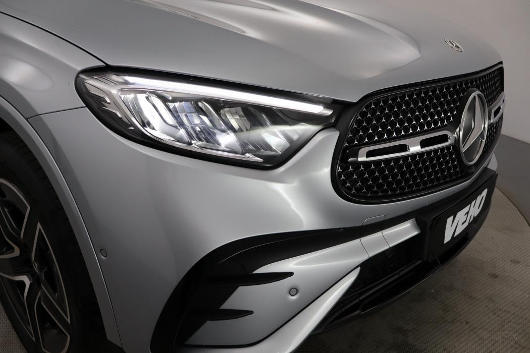 Mercedes-Benz GLC 2025