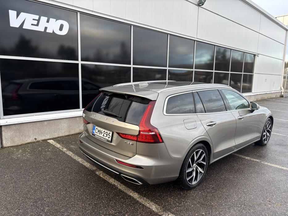 Volvo V60 2019