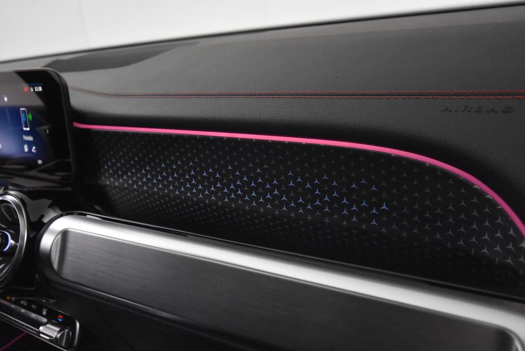 Mercedes-Benz EQB 2024