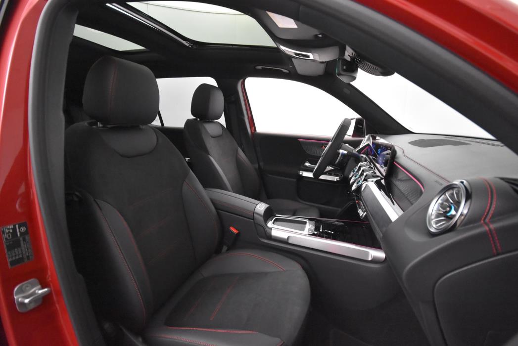 Mercedes-Benz EQB 2024