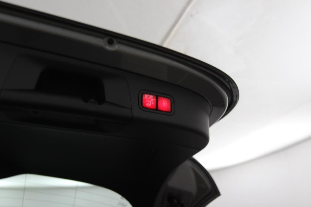 Mercedes-Benz EQA 2025