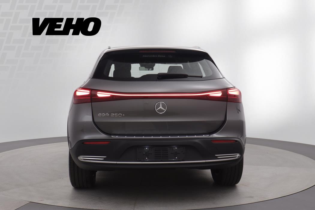 Mercedes-Benz EQA 2025