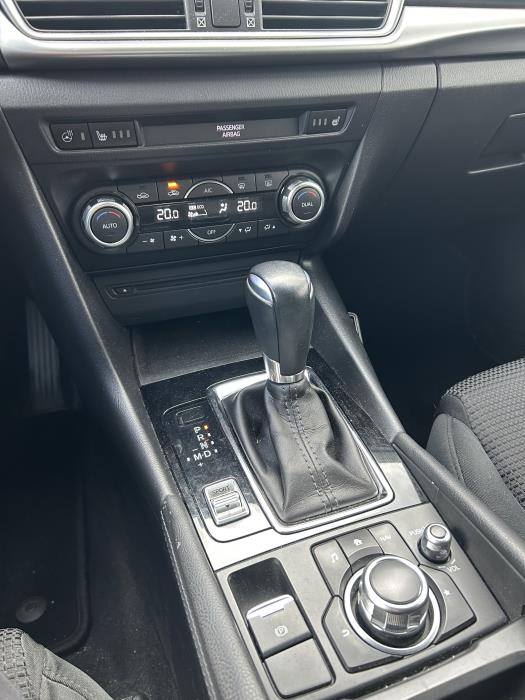 Mazda Mazda3 2017