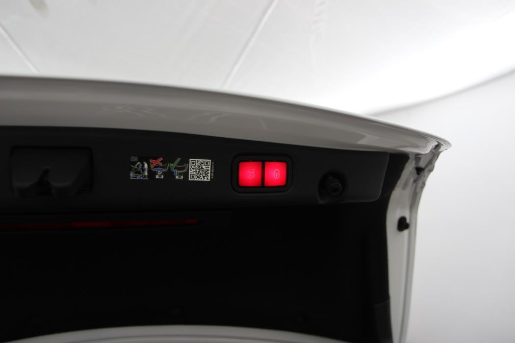 Mercedes-Benz E 2023