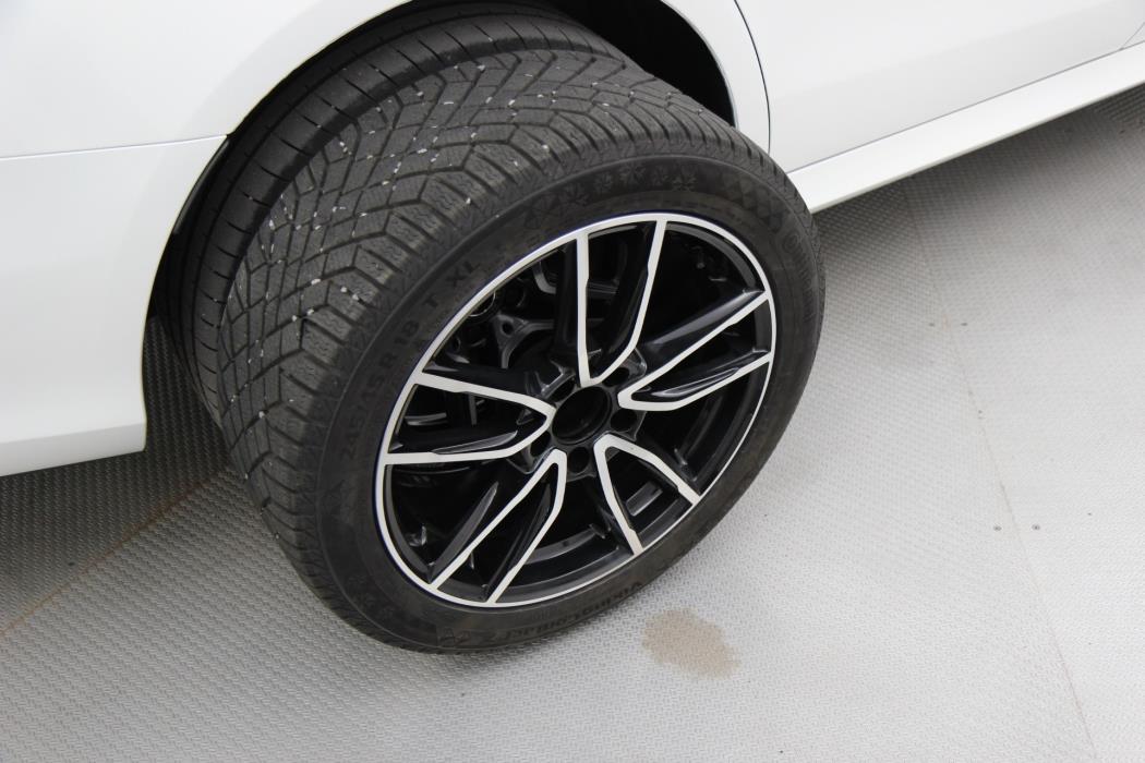 Mercedes-Benz E 2023