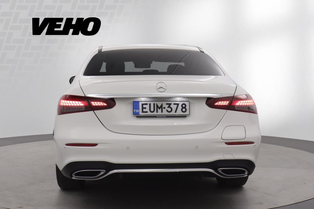 Mercedes-Benz E 2023