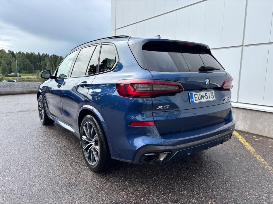 BMW X5 2023