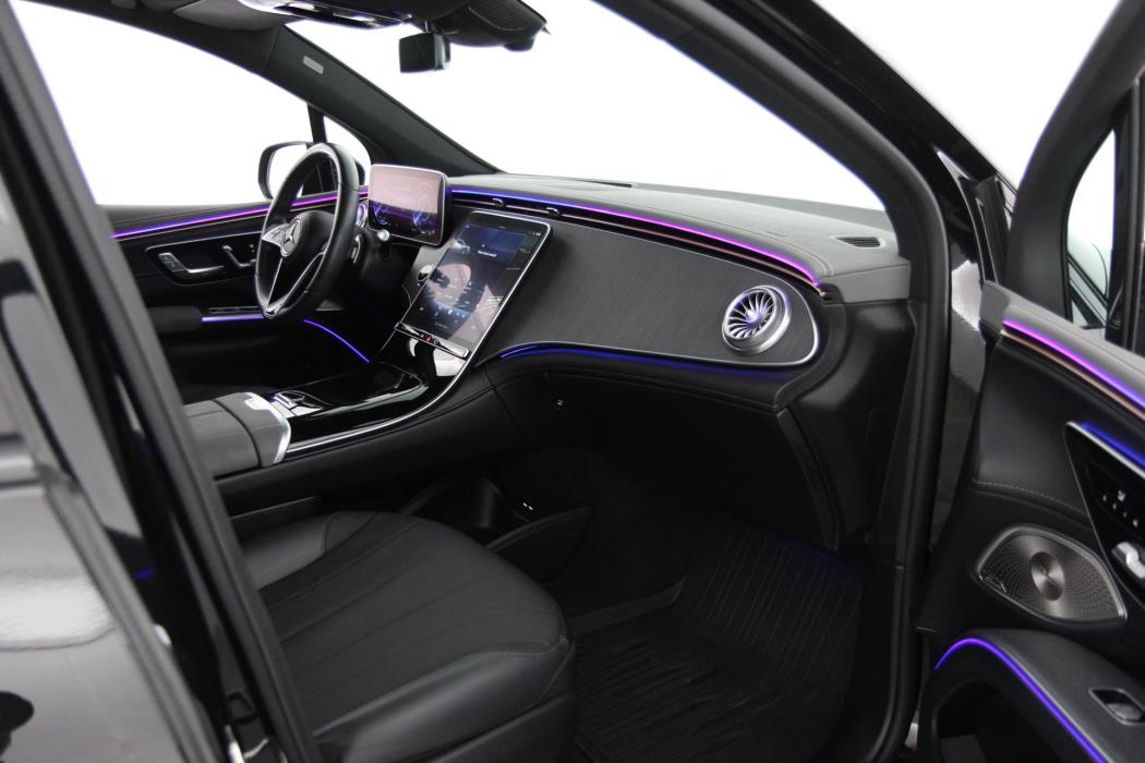 Mercedes-Benz EQS SUV 2023