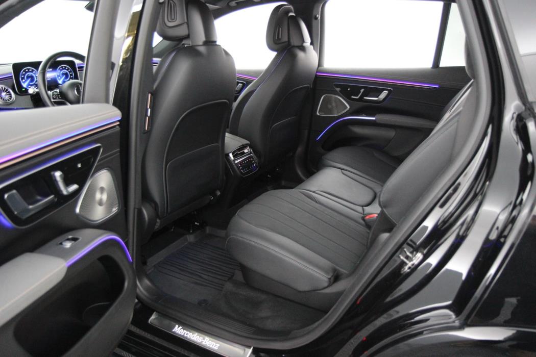 Mercedes-Benz EQS SUV 2023