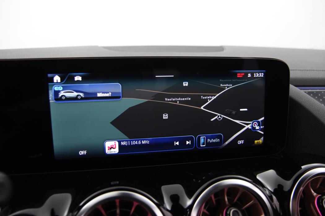 Mercedes-Benz EQA 2025