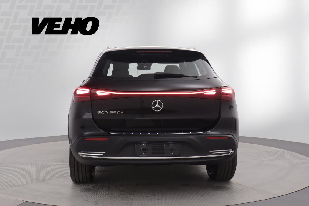 Mercedes-Benz EQA 2025