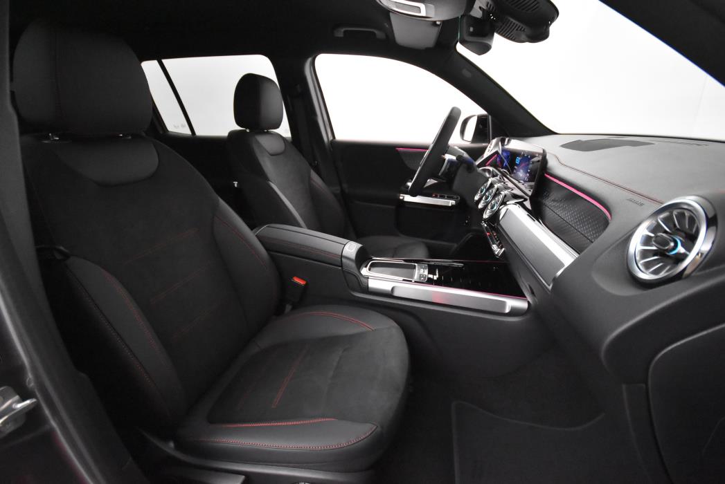 Mercedes-Benz EQB 2024