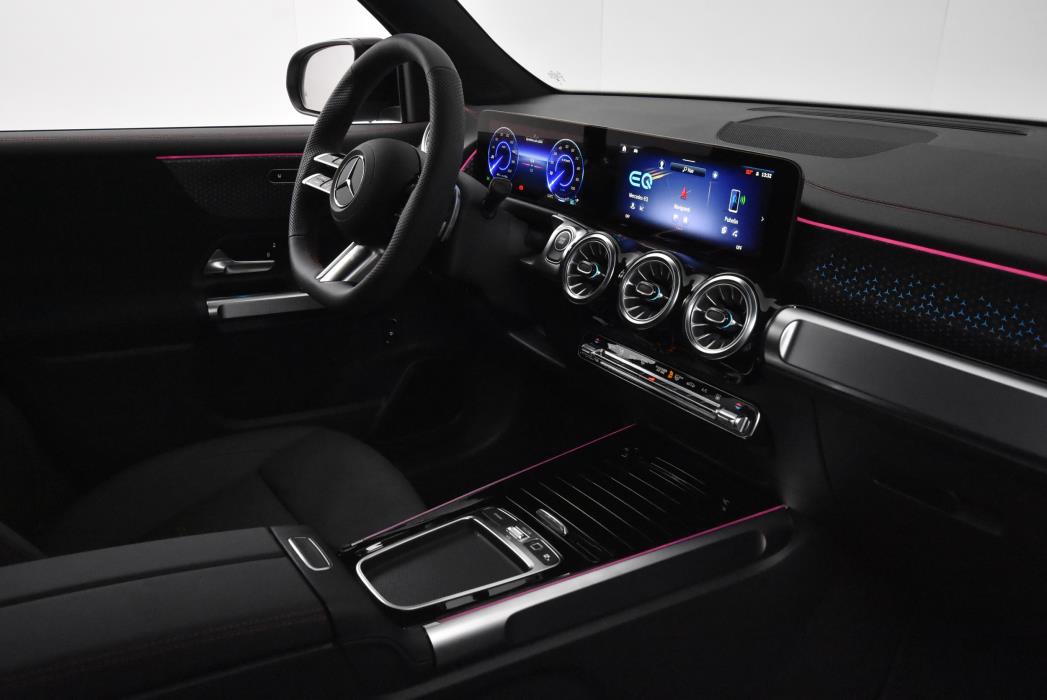 Mercedes-Benz EQB 2024