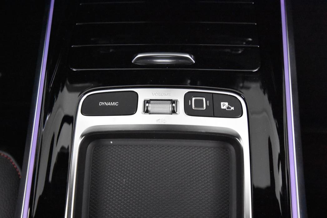 Mercedes-Benz EQB 2024