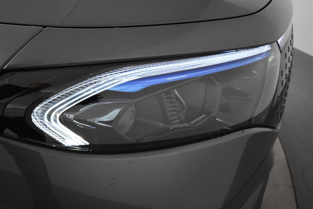 Mercedes-Benz EQB 2024