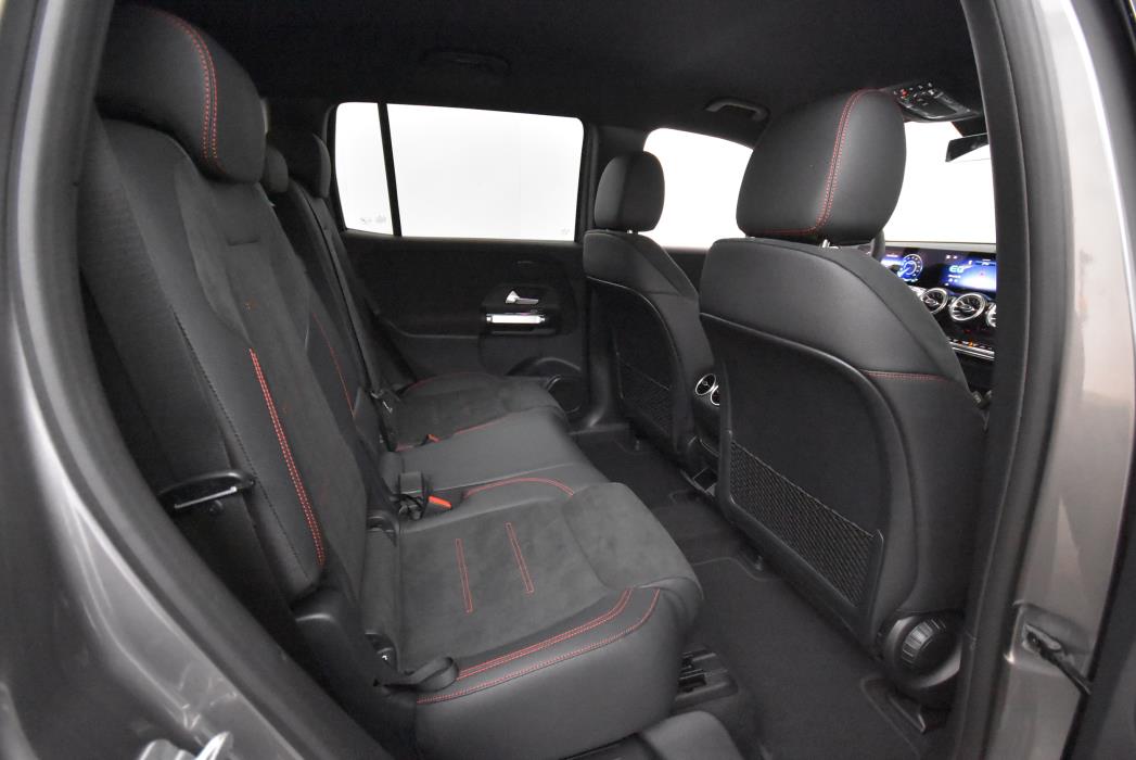 Mercedes-Benz EQB 2024