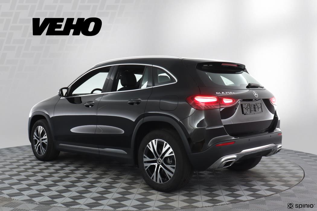 Mercedes-Benz GLA 2025