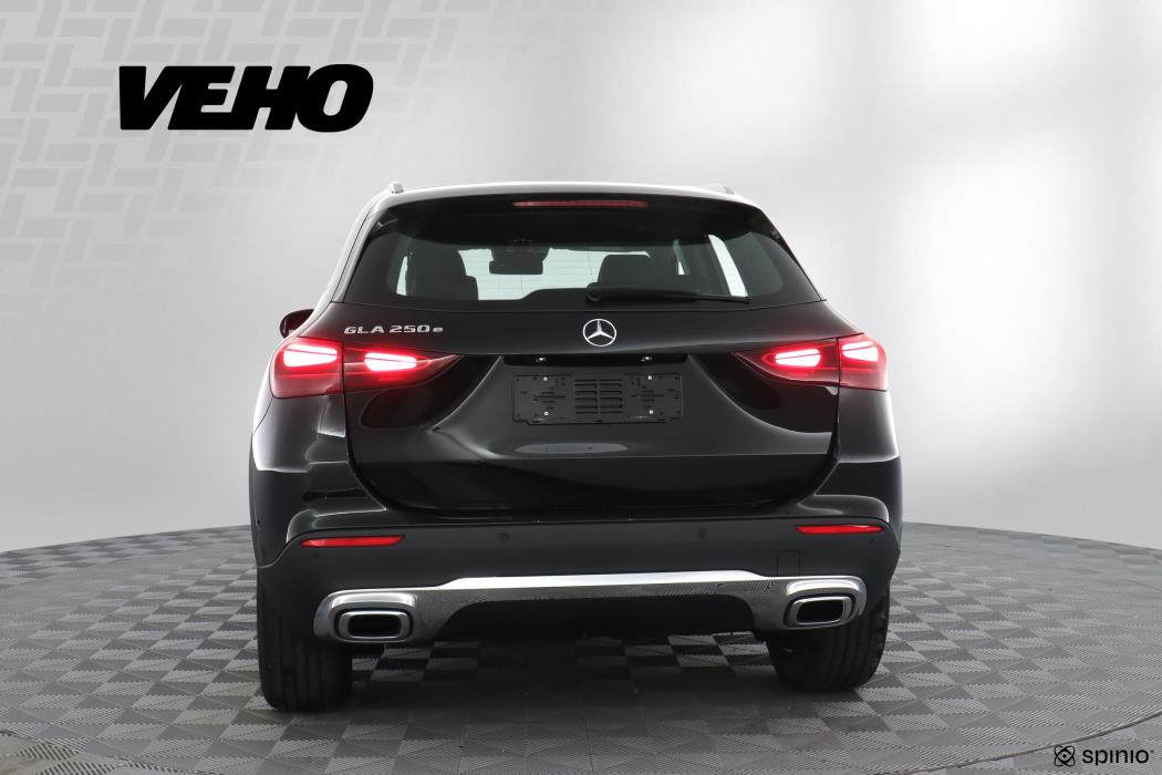 Mercedes-Benz GLA 2025