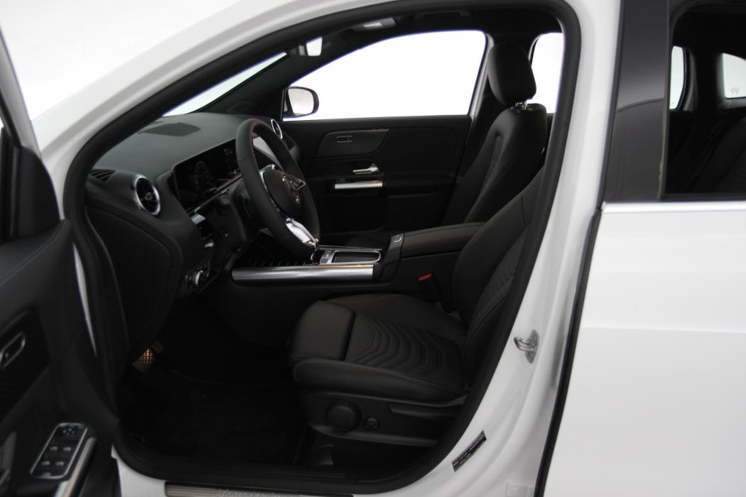 Mercedes-Benz GLA 2025