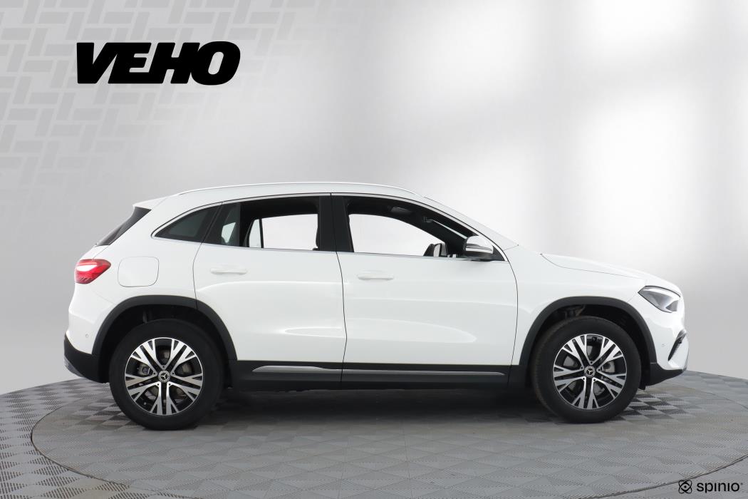 Mercedes-Benz GLA 2025
