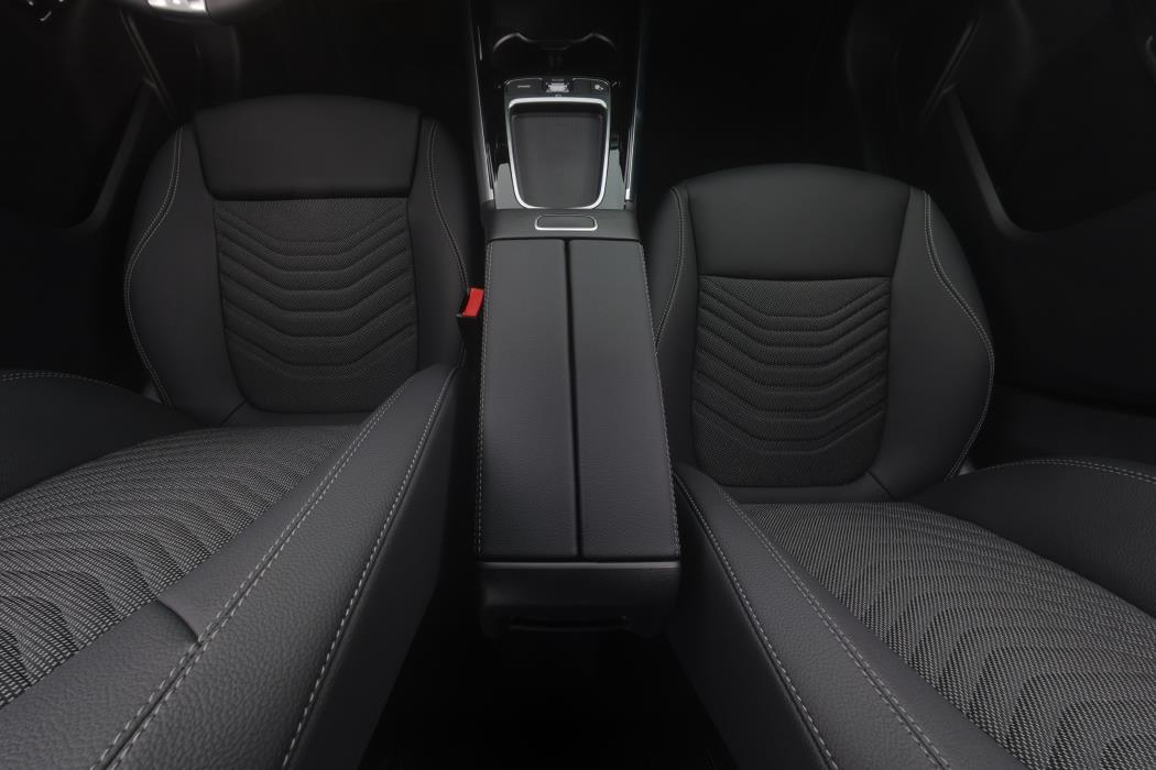 Mercedes-Benz GLA 2026