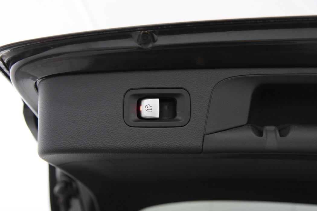 Mercedes-Benz GLC 2021