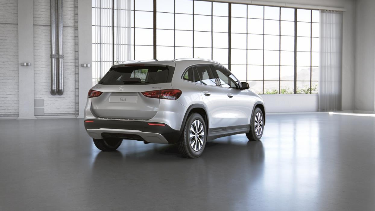 Mercedes-Benz GLA 2021