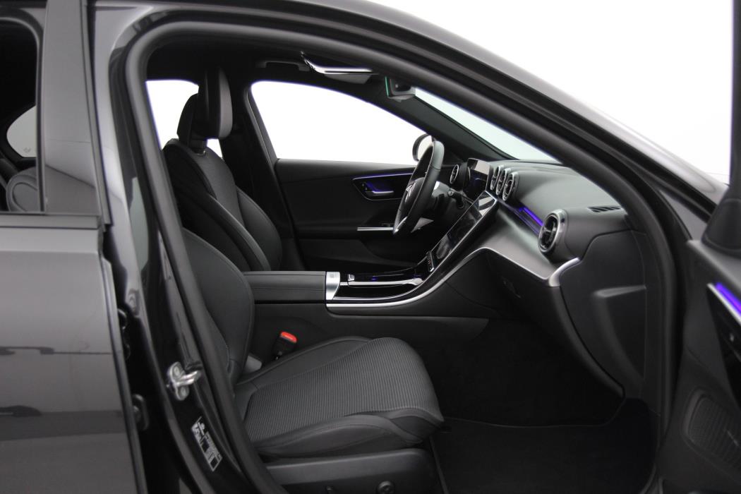 Mercedes-Benz C 2025