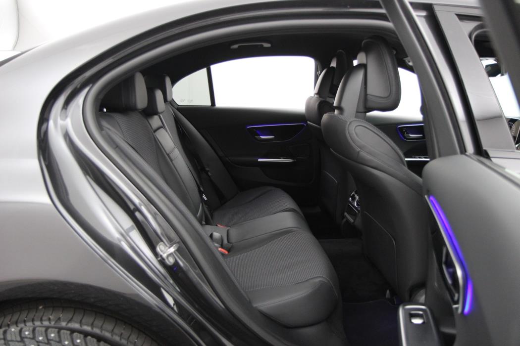 Mercedes-Benz C 2025